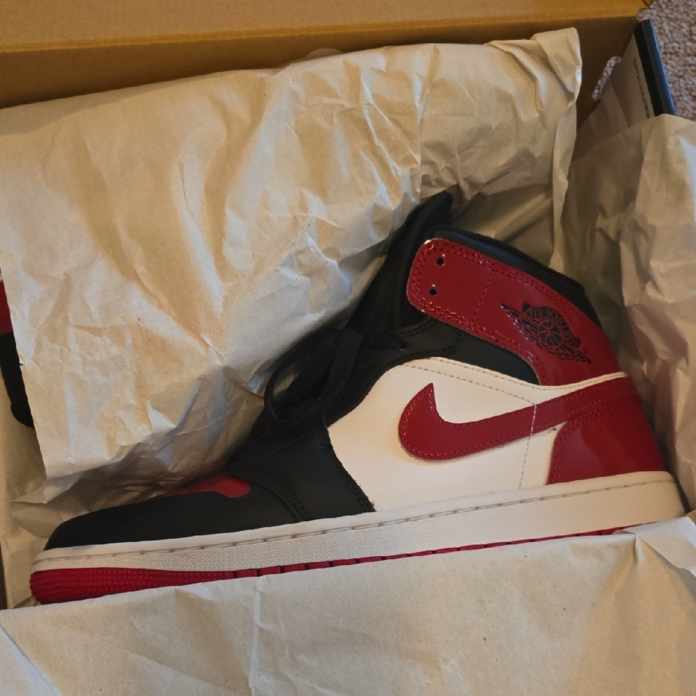 Nike Air Jordan 1 Mid Men's Shoe - White/Black/Red